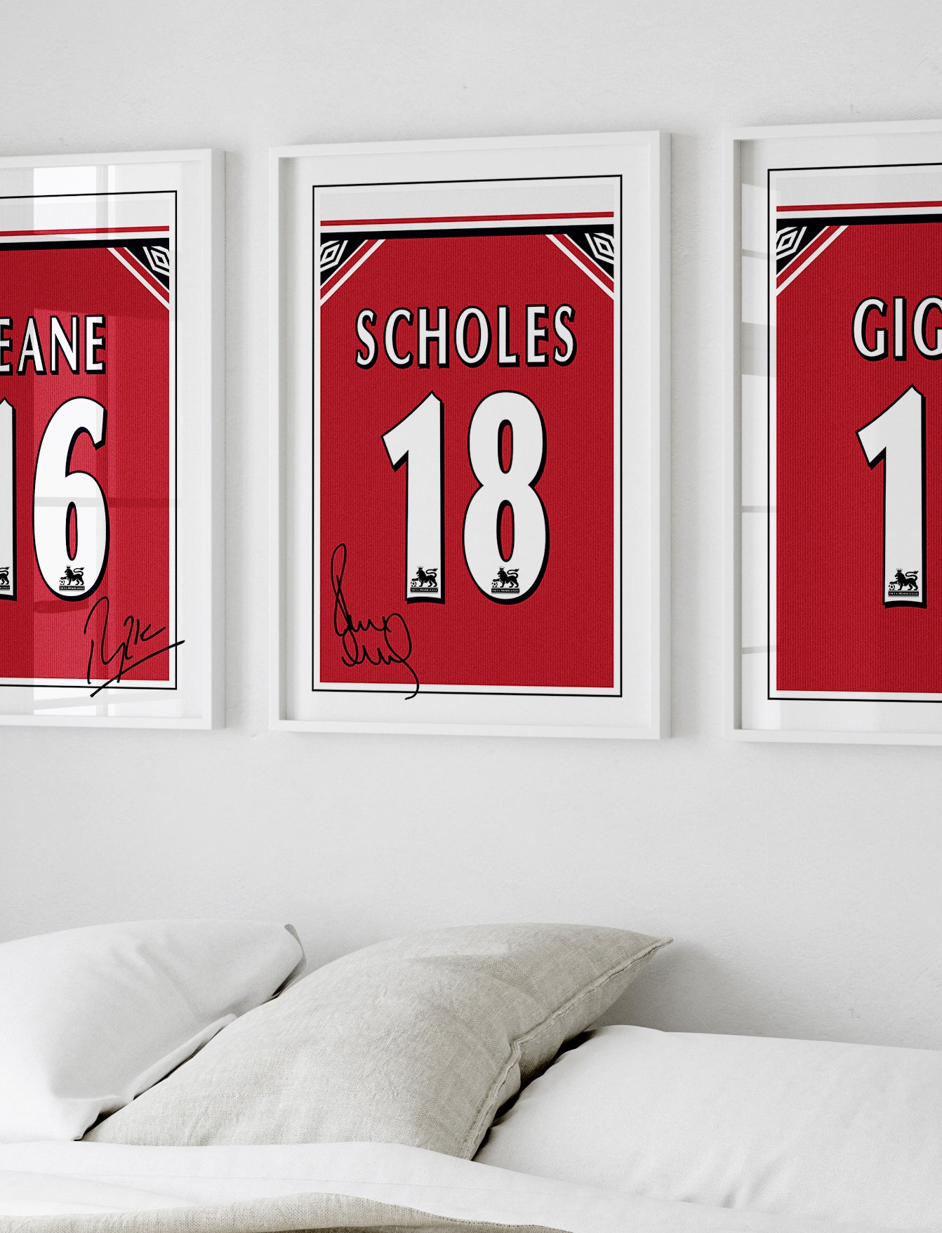 Paul Scholes 98/99 Man Utd Classic Home Shirt Poster